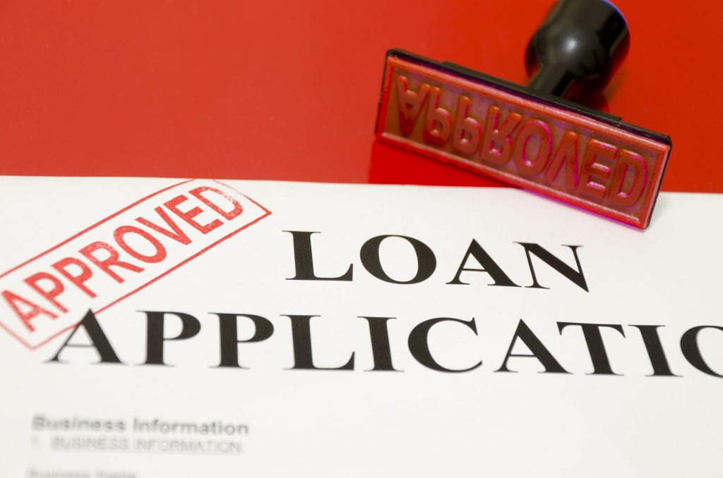 Small Personal Loans 101 | Don\u2019t borrow before reading this!